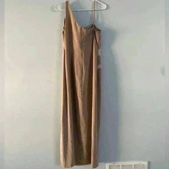 Terani Couture Formal Elegant Maxi Dress With Slit Tan Sz 10 Mother of the Bride - Picture 6 of 10